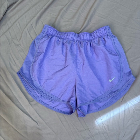 Nike Women's Lavender Athletic Shorts - Picture 1 of 3